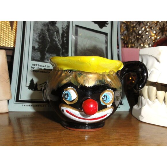 Vintage Thames Redware Clown Face Creamer or Espresso Cup oddity curiosity 1940s - Picture 9 of 16